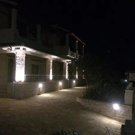 Apartament Makis *